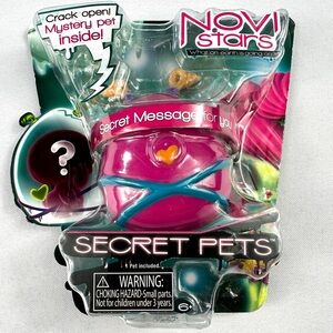 Novi Stars Secret Pet Capsule – Rare 2012 MGA Sealed Surprise Toy